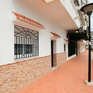 Palacios 6, Nuevo, Playa, Barrio Tranquilo, Todos Servicios, Pa Apartament Malaga